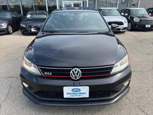 2017 Volkswagen Jetta 2.0T GLI