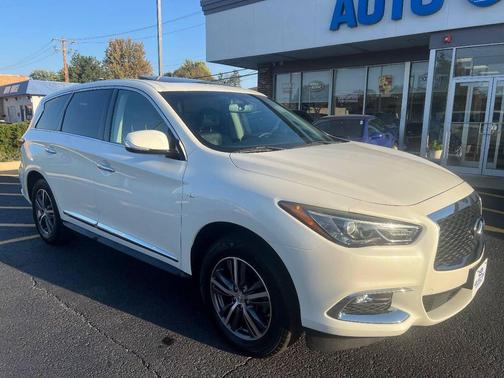 2018 INFINITI QX60 Base