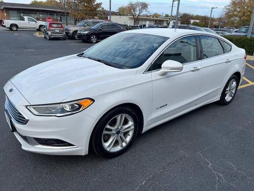 2018 Ford Fusion Hybrid SE