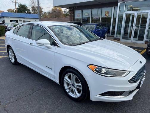 2018 Ford Fusion Hybrid SE