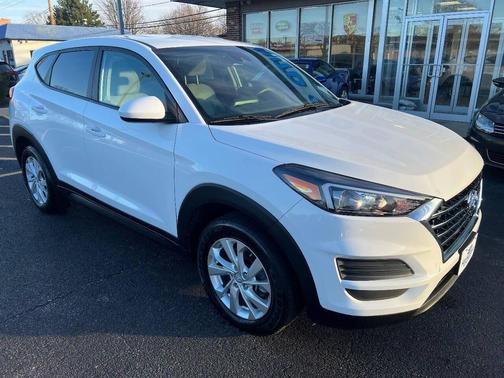 2019 Hyundai TUCSON SE