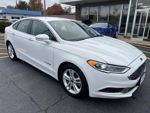 2018 Ford Fusion Hybrid SE