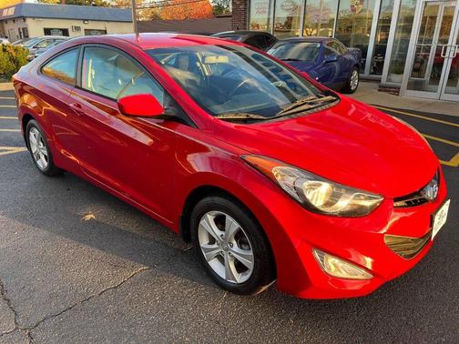2013 Hyundai ELANTRA GS