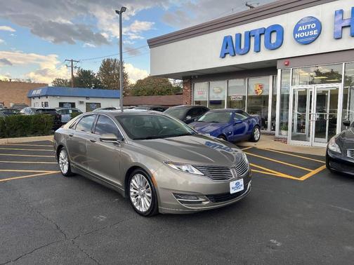 2016 Lincoln MKZ Base