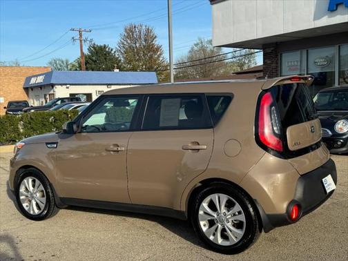 2015 Kia Soul +