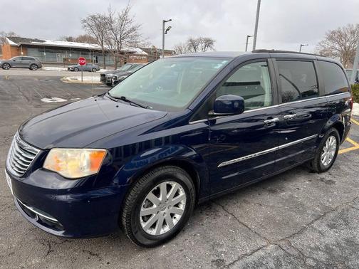 2015 Chrysler Town & Country Touring
