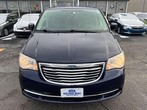 2015 Chrysler Town & Country Touring
