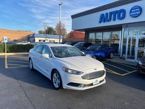 2018 Ford Fusion Hybrid SE