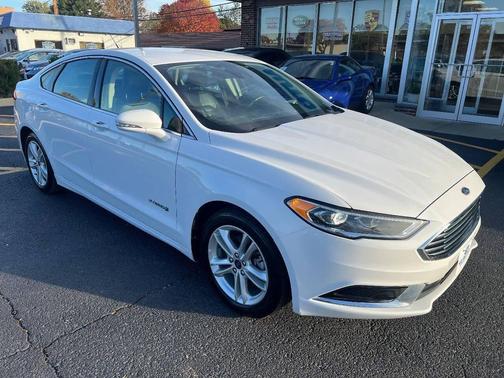 2018 Ford Fusion Hybrid SE