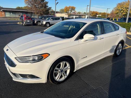 2018 Ford Fusion Hybrid SE