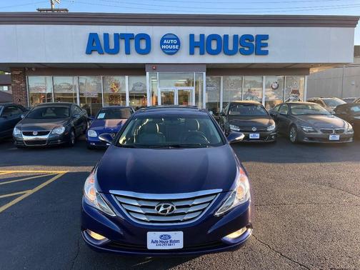2011 Hyundai SONATA Limited