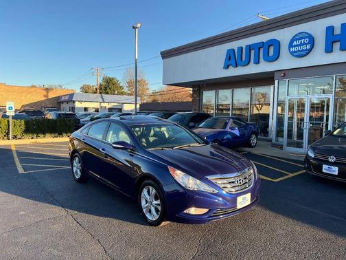 2011 Hyundai SONATA Limited
