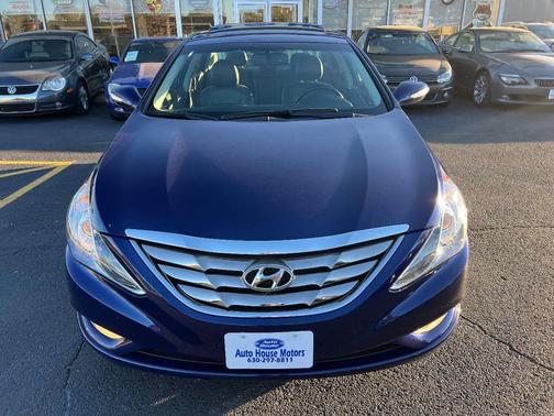 2011 Hyundai SONATA Limited
