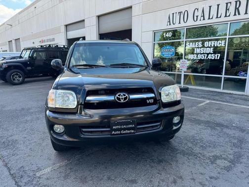 Black 2005 Toyota Sequoia Limited
