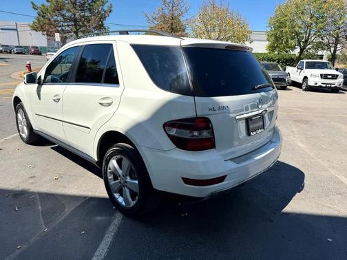 2010 Mercedes-Benz M-Class 4MATIC