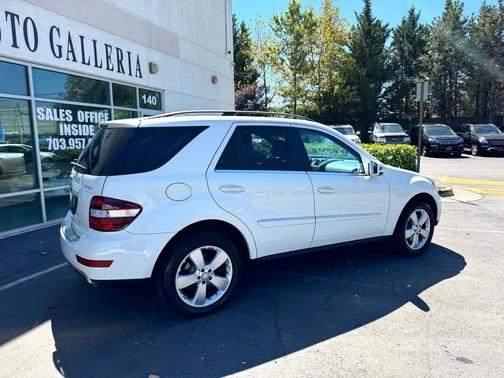 2010 Mercedes-Benz M-Class 4MATIC