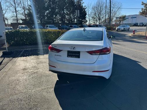 2017 Hyundai ELANTRA Limited