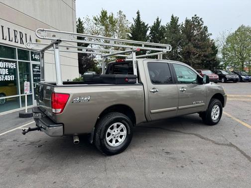 2006 Nissan Titan SE Crew Cab