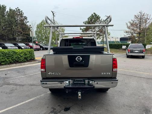 2006 Nissan Titan SE Crew Cab