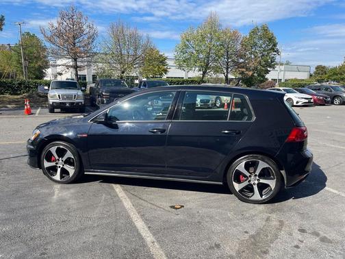 2017 Volkswagen Golf GTI 2.0T Autobahn 4-Door