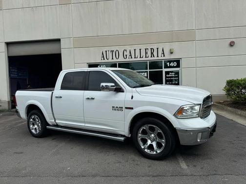 Bright White Clearcoat 2014 RAM 1500 Laramie