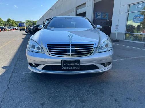 Silver 2009 Mercedes-Benz S-Class 4MATIC