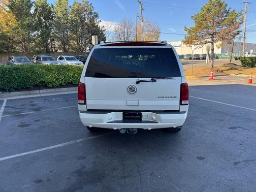 2006 Cadillac Escalade Base