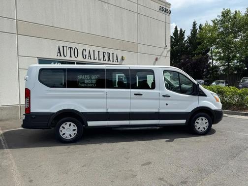 Oxford White 2017 Ford Transit-350 XLT