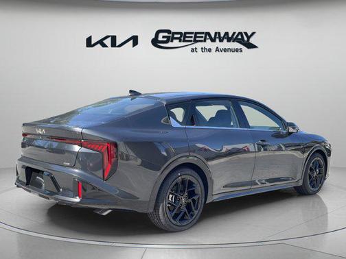 2025 Kia K4 GT-Line Turbo