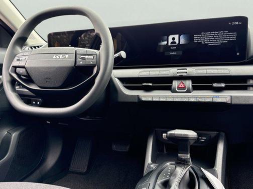 DM4/ 2026 Kia K4 LXS