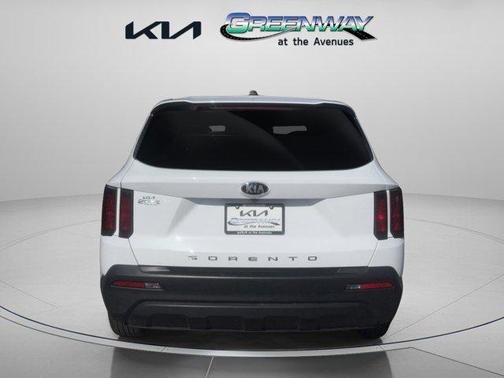 2021 Kia Sorento LX