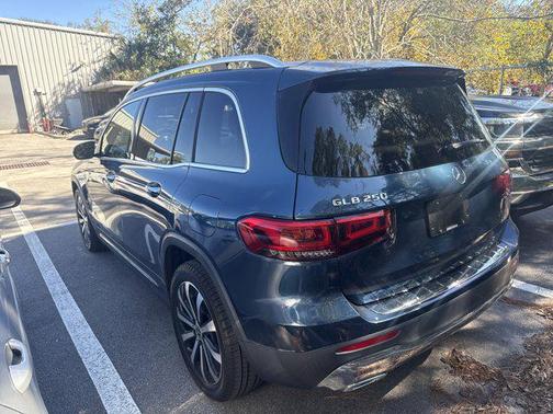 2022 Mercedes-Benz GLB 250 Base