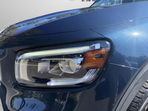 2022 Mercedes-Benz GLB 250 Base