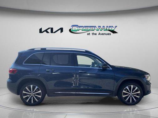 2022 Mercedes-Benz GLB 250 Base