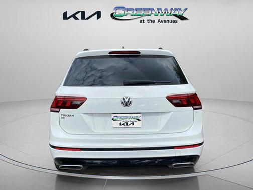 2021 Volkswagen Tiguan 2.0T SE R-Line Black