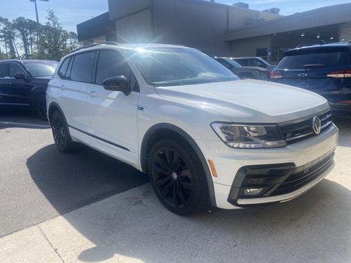 2021 Volkswagen Tiguan 2.0T SE R-Line Black