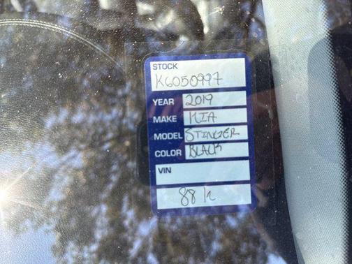 2019 Kia Stinger Base