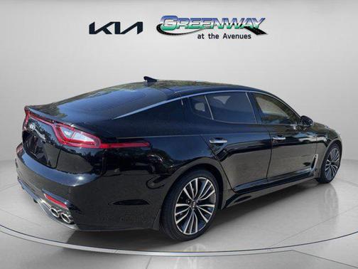 2019 Kia Stinger Base