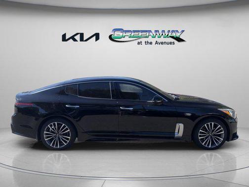 2019 Kia Stinger Base