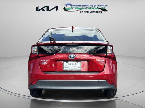 2019 Toyota Prius XLE