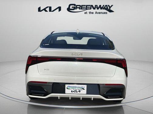 2025 Kia K5 LXS