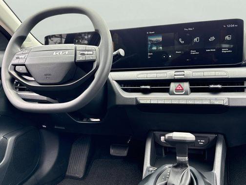 AG9/GRAY 2026 Kia K4 LXS
