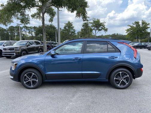 2025 Kia Niro EX
