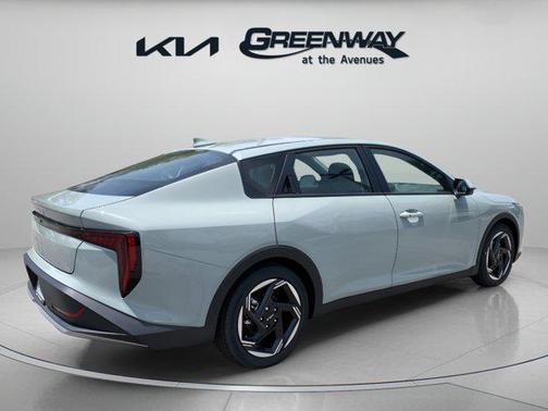 2025 Kia K4 EX