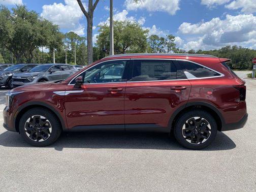 2025 Kia Sorento S