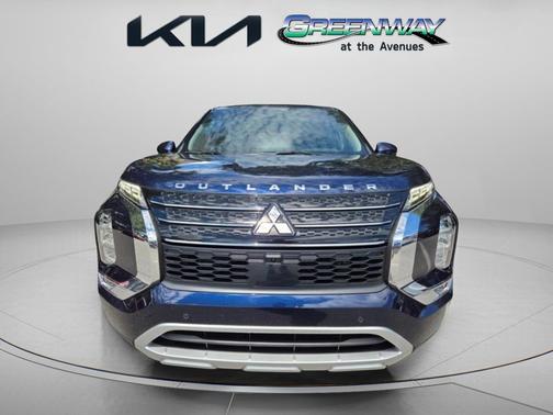 Cosmic Blue Metallic 2024 Mitsubishi Outlander SE