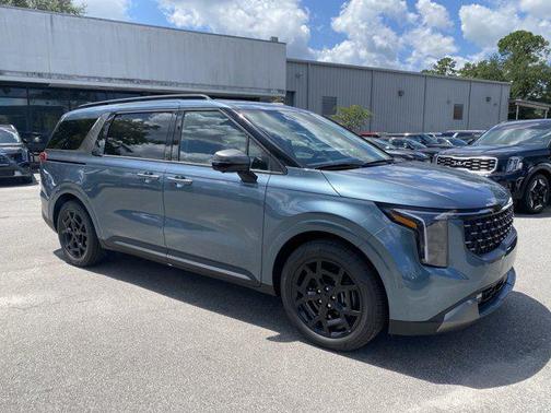2026 Kia Carnival SX