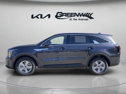 2025 Kia Sorento LX