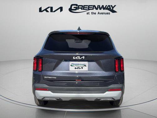2025 Kia Sorento LX