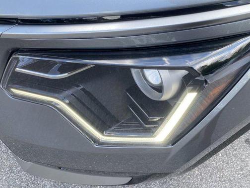2025 Kia Niro SX